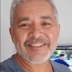 Roberto, 63 anos